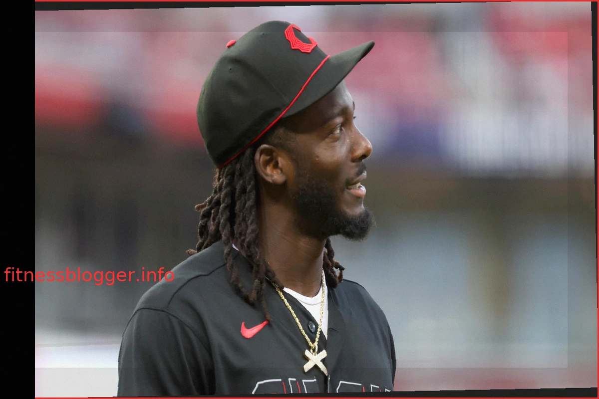 Красные носки: слухи о трансфере Элли Де ла Круса перед дедлайном MLB