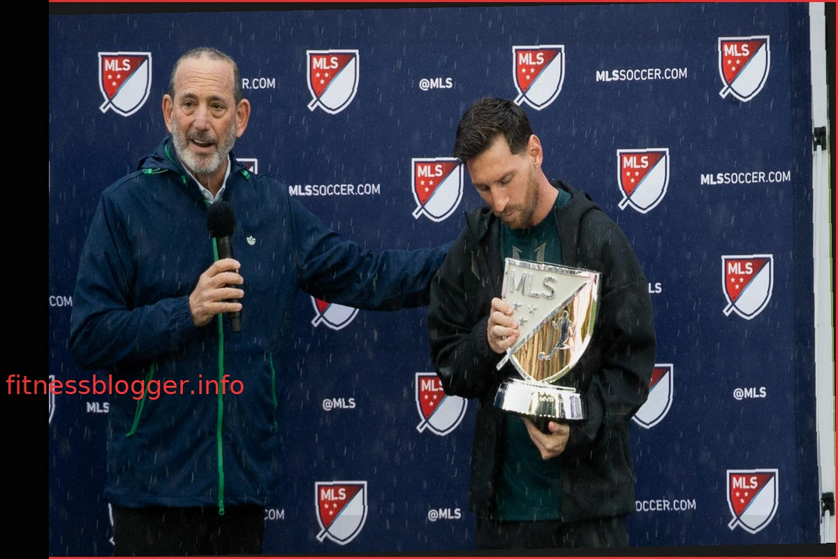 Месси указал пальцем на комиссара MLS в видео обмена мнениями после матча за Кубок чемпионов